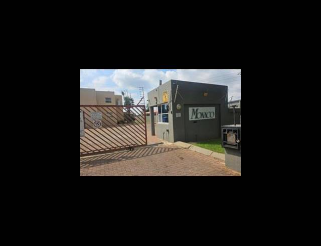 1 BEDROOM TOWNHOUSE FOR SALE IN BRACKENDOWNS
